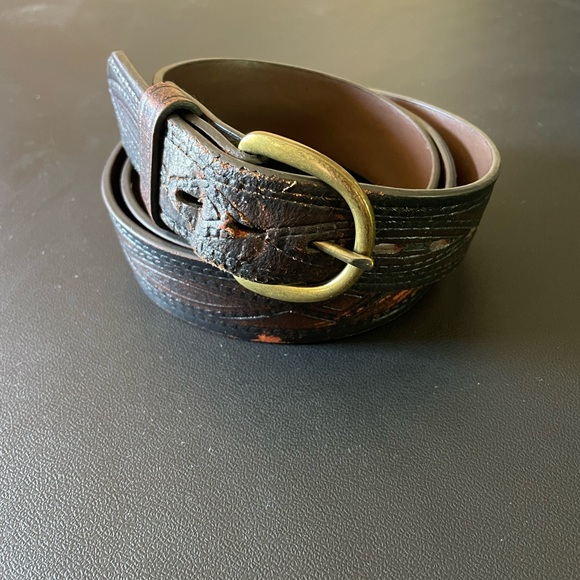 Classic Brown Leather Belt - Picture 1 of 8